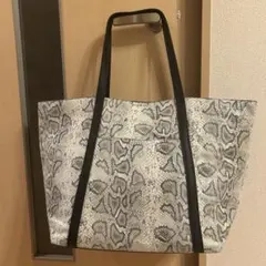 シャラレア　大きめトートバッグ