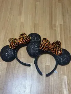 ディズニー カチューシャ スパンコール ブラック オレンジ 2個セット