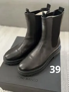 2026年最新】Tony Bianco サイドゴアブーツの人気アイテム - メルカリ