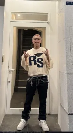 定価約120000円！　RAF SIMONS ニット　セーター　リアルくん着用のサムネイル