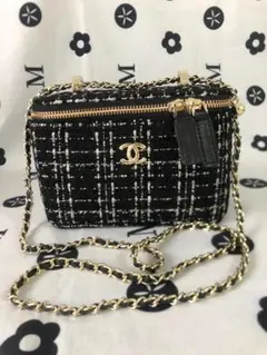 Item thumbnail for item c9293fae-1e3a-4a93-9ad3-3139937ceaac