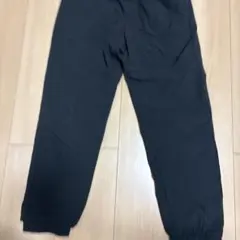 黒　ゴムウエスト　ロングパンツ　裏起毛　長ズボン　140 ユニクロ