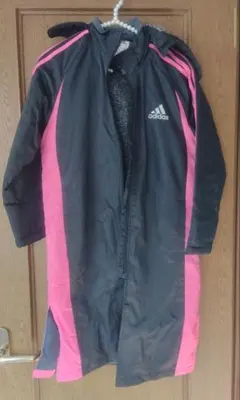 アディダスベンチコート　140cm