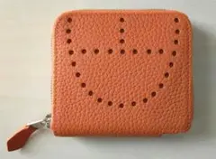 【新品未使用】二つ折り財布☆オレンジ