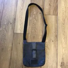 アルマーニ　ショルダーバックのサムネイル