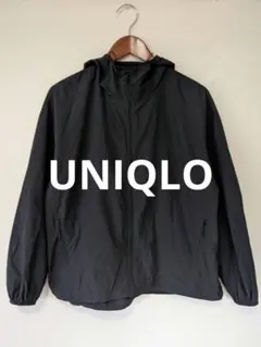 UNIQLO ポケッタブルUVカットパーカ ブラック S