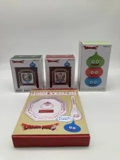 ドラゴンクエスト　スライム4点セット（時計、ペンホルダー、チャーハン皿&レンゲ）