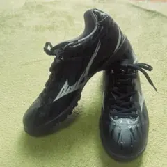Monarcida Neo サッカートレーニングシューズ　25.0cm