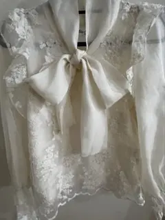 アイボリー レース フリルリボンブラウス