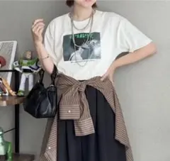 しまむら　Helmヘルム　Asami　フォトTシャツ　ホワイトL