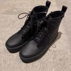 【新品未使用】PUMA ブラックカルメンブーツ 8ホール 23.0cm
