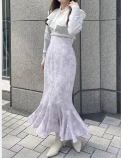 【美品】COCODEAL リリアンカラットアートフラワーエスカルゴスカート