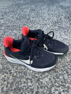 ナイキ　スターランナー　　22.5cm