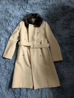 ファー付きベージュダブルブレストコート S