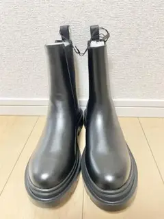 新品未使用 GUライトボリュームソールチェルシーブーツ　ブラック