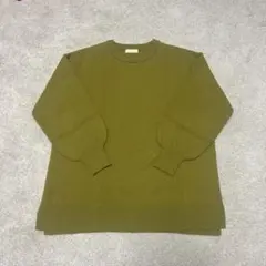 earth　オリーブグリーン　ニット