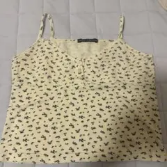 Brandy Melville ブランディーメルビル 小花柄キャミソール