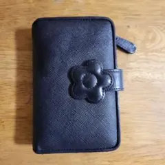 マリークヮント ブラック 二つ折り財布