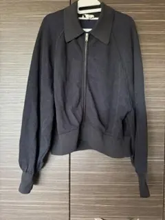 COS ジップアップジャケット 黒