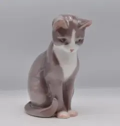 座ったネコ　＃1876　No.2　★B＆G（ロイヤルコペンハーゲン）　デンマーク