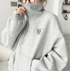 裏起毛ワンポイント刺繍ハーフジップスウェット