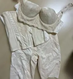 フォーシスアンドカンパニー　ブライダルインナー