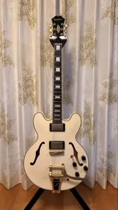 Epiphone ES-355 Alpine White ビグスビーのサムネイル