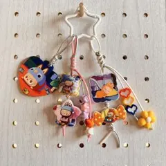 ラブブ　カラフル　ストラップ