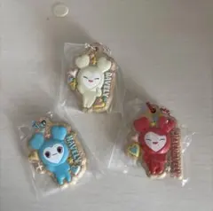 【匿名配送】TWICE LOVELYS ビスケット＆チャーム