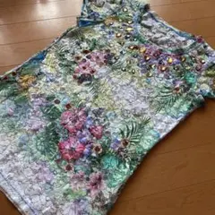 伊太利屋 ❤️花柄 レース 半袖 Tシャツ ビジューのサムネイル