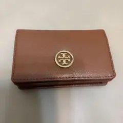 トリーバーチ　名刺入れ ロゴ付き
