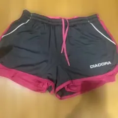 ディアドラ　ショートパンツのサムネイル