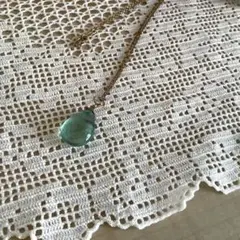 大粒　フローライト　ペンダントトップ　天然石　グリーン