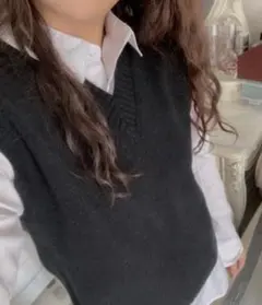 ニットベスト　レディース　Vネック　フリーサイズ　ブラック