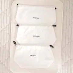 シャネル 巾着 袋 小 45枚セット 非売品 ポーチ ホワイト 新品 シャネル 巾着 袋 小 45枚セット 非売品 ポーチ ホワイト 新品 2025年