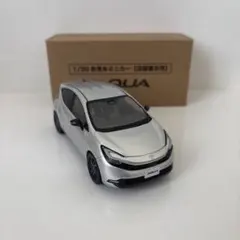 TOYOTA AQUA トヨタ 初代アクア ミニカー カラーサンプル シルバー