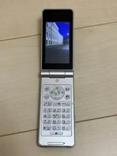 新品　docomo P-07B ホワイト 本体 新品 docomo P-07B ホワイト 本体 Amazon | docomo STYLE series