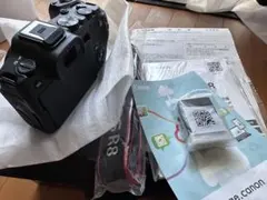 Canon EOS R8 本体一式　ショット数33枚 Canon EOS R8 本体一式 ショット数33枚 - メルカリ