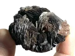 鏡鉄鉱・100g（中国産鉱物標本）