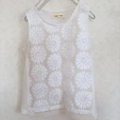 Titilate Valet ホワイト 花刺繍 総柄 ノースリーブ タンクのサムネイル