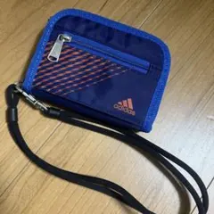 스트랩이 달린 아디다스 동전 지갑 블루