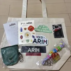 BTS ARIH ストラップ・目印・うちわ・トートバッグ6点セット　新品・未使用 BTS ARIH アリ うちわ付き トートバッグ セット - メルカリ