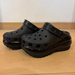 クロックス　メガクラッシュ　クロッグ 厚底　未使用品のサムネイル