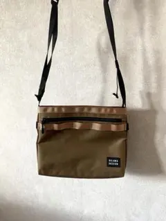 Item thumbnail for item 8e5af8f6-c46d-4d44-a1b1-1accdd682830