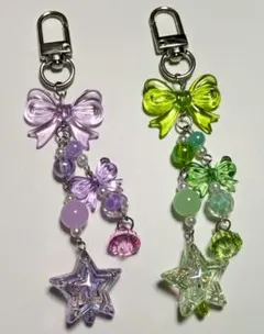 ビーズキーホルダー 紫と緑の星とリボンのチャームセット