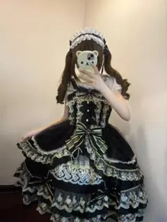 ゴスロリ・ロリータドレス 黒と金