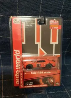 ダッジ チャレンジャー SRT ヘルキャット 1/64 ミニカーのサムネイル