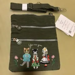 【新品・未使用！猫好きの方必見！】猫刺繍 サコッシュ カーキ BP-1243のサムネイル