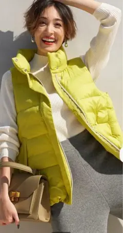 ドゥークラッセ ダウンベスト オーバーサイズが今っぽい！！ イエロー Ｌサイズ