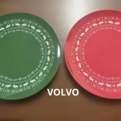 VOLVO エルク柄 皿セット 緑と赤